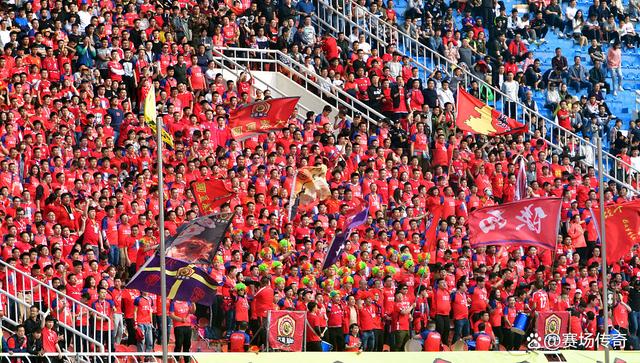 亚洲足球盛事冠军赛引发球迷热情 亚洲足球盛事冠军赛引发球迷热情